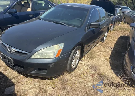 2007 Honda Accord 2.4 Ex из США, поврежденный, VIN 1HGCM56897A103158